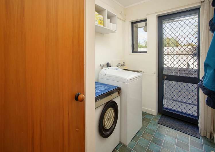 74 Kingsford Drive Stoke_13