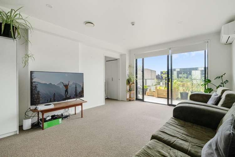 2/18 Ashley Place Papamoa_2