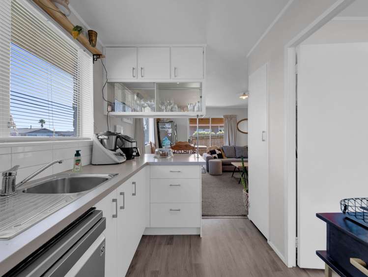 8 Leslie Place_0
