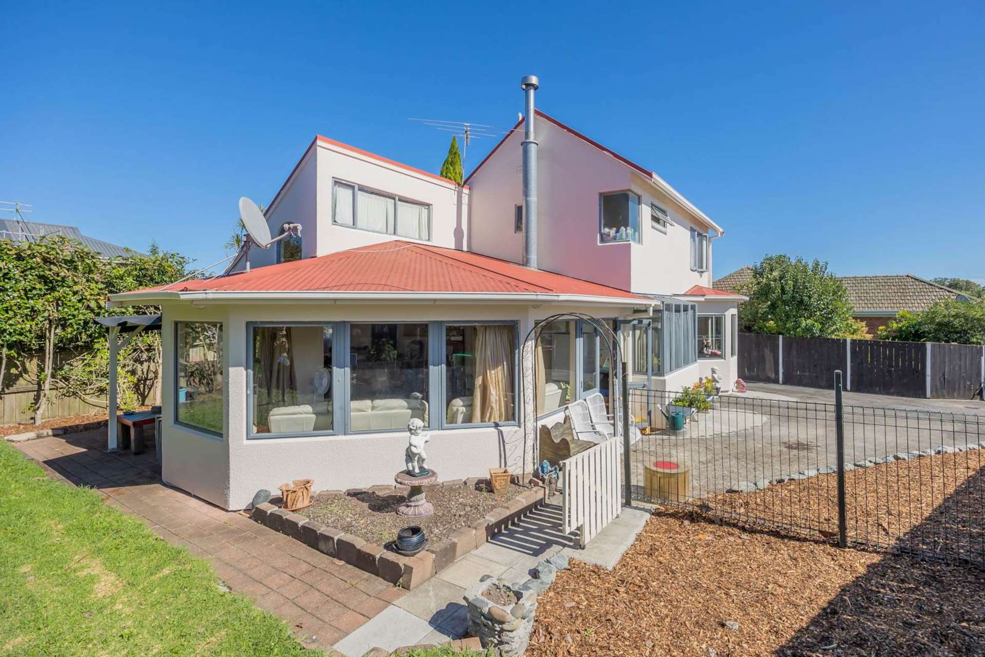 8a Seaside Avenue Waterview_0