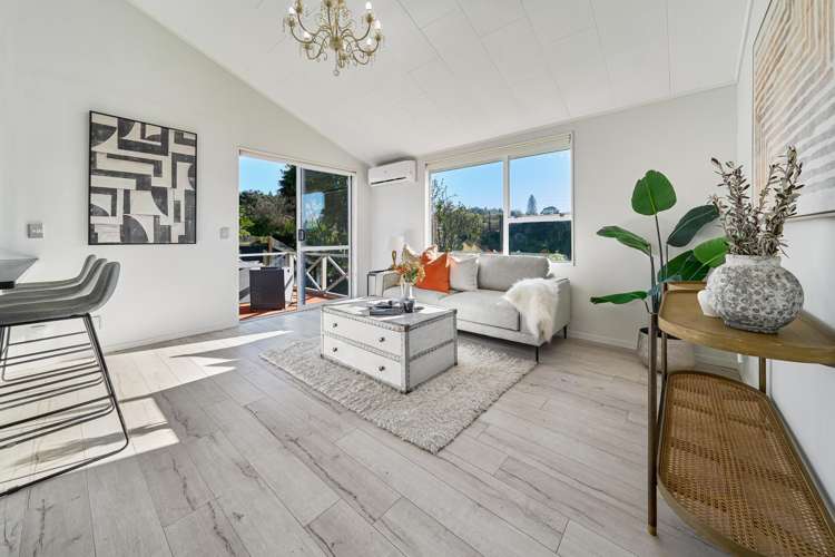 2/21 Kitewao Street Northcote_3