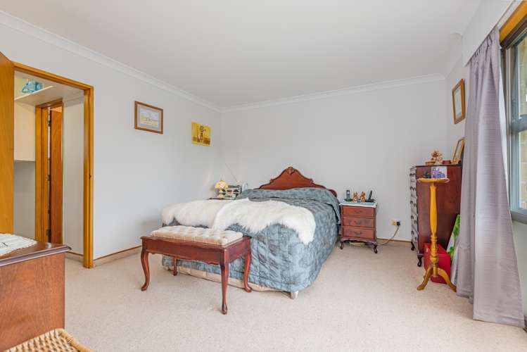 16 Suffolk Crescent Feilding_13