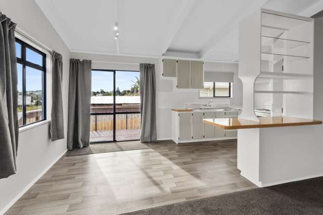 8a Raumati Crescent Onerahi_3