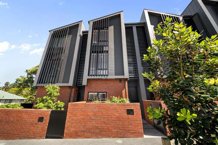 4/11 Western Springs Road_0