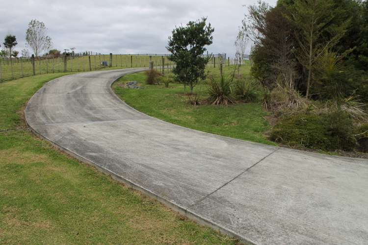 79 Jumna Road Maungaturoto_21