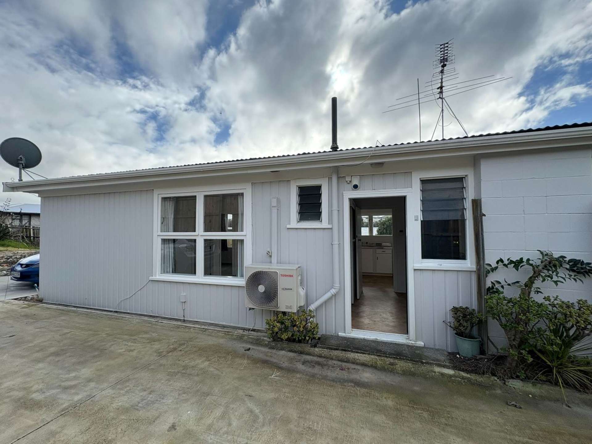 62A McLeod Road Te Atatu South_0