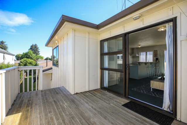 4/3 Inverness Avenue Hamilton East_1