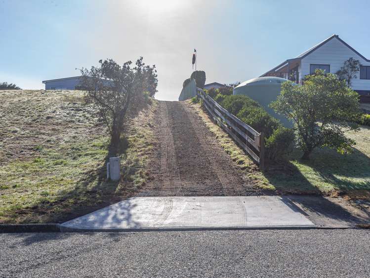 19 Aranui Avenue_4