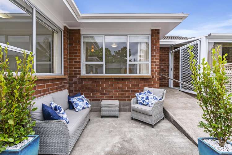 19 Wicklow Road Narrow Neck_11