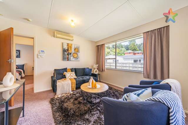 1/46a Hine Road Wainuiomata_1