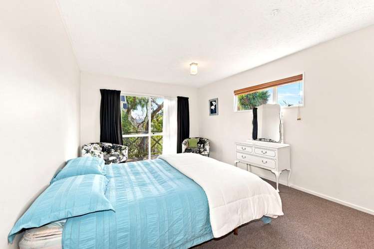 2/48 Longfellow St Sydenham_7