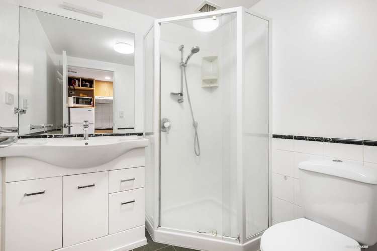 14d/2 Eden Crescent Auckland Central_6