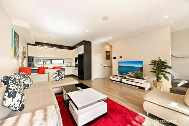 2/5 Ayr Road_1