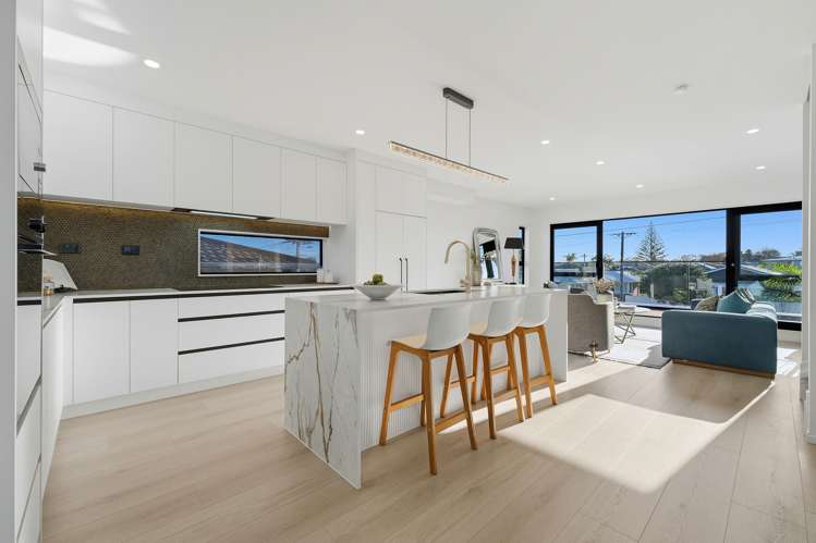 8A Stanley Avenue_5