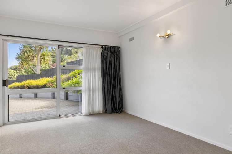 32 Tremaine Avenue Two Mile Bay_14