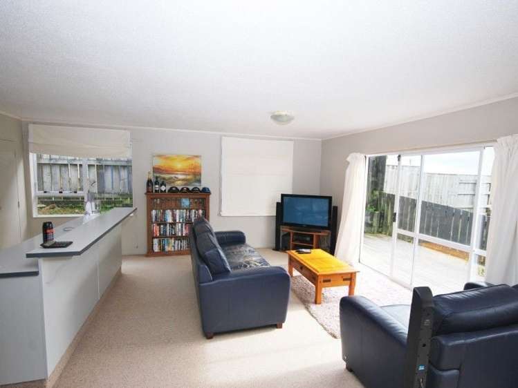 16A Nalanda Crescent Broadmeadows_3