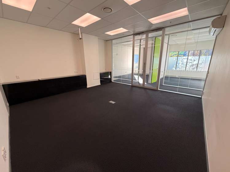 1/14 Settlers Crescent Ferrymead_6