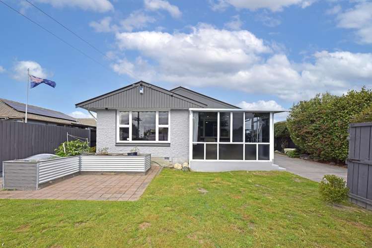 29 Reynolds Avenue Bishopdale_17