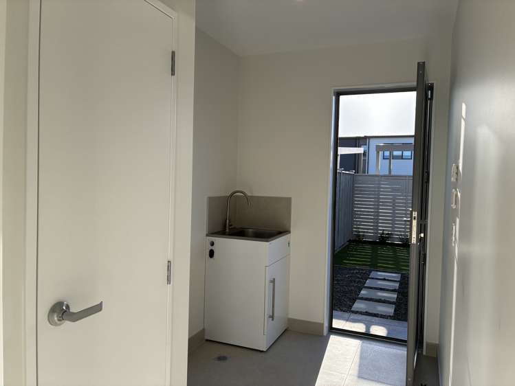 101 WAITUARUA DRIVE "Waiata Shores" Takanini_18