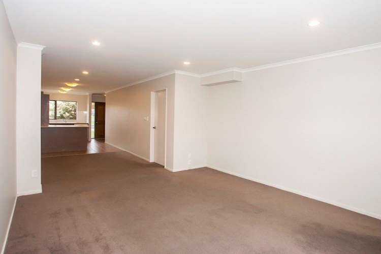 67 Naylors Drive Mangere_5