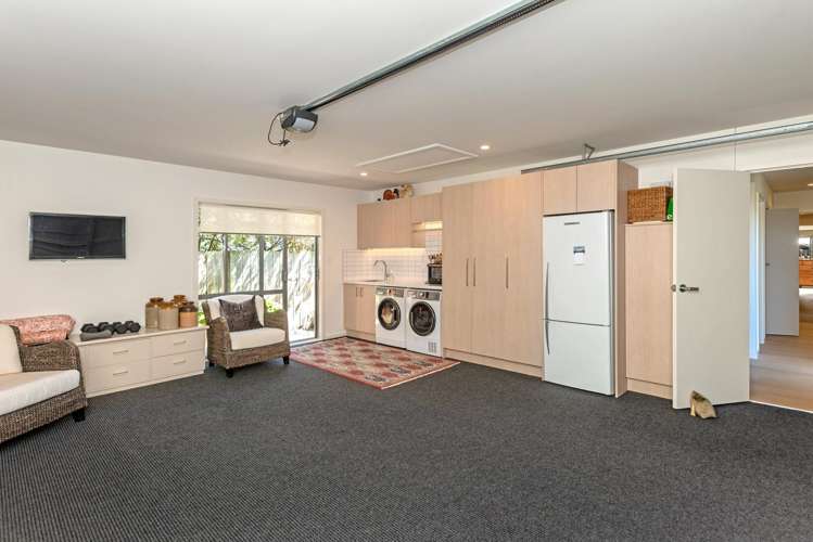 6 Ferris Crescent Wainui_23