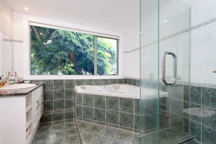 1/8 Sarsfield Street Herne Bay_5