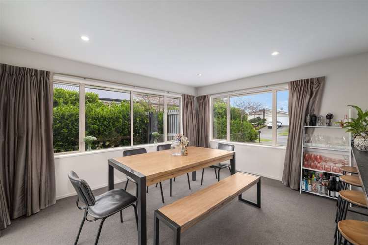 1 Temple Avenue Lincoln_5