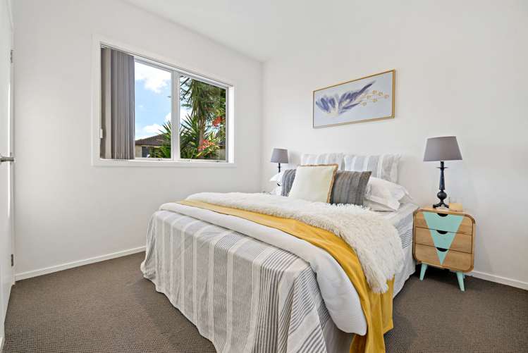 71 Westgate Drive Massey_12