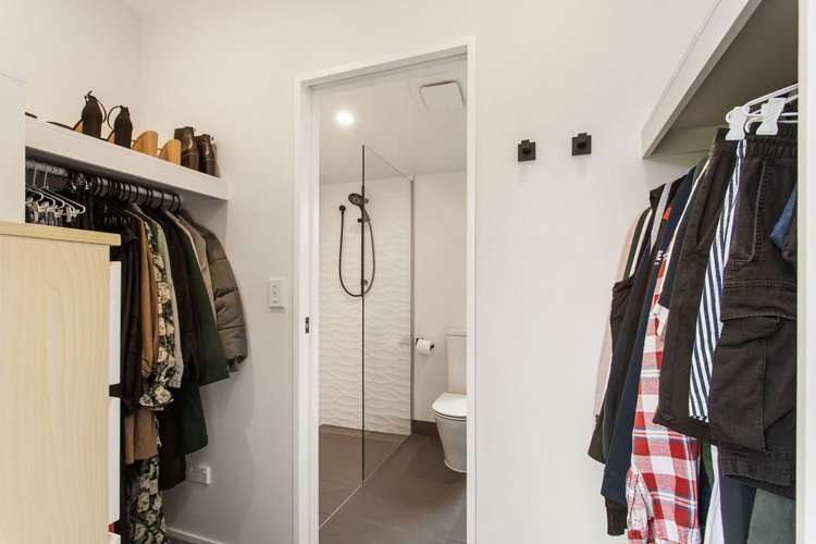 98 Osborne Street Waltham_12