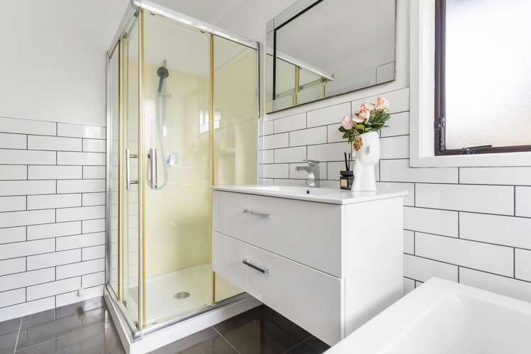 1/19 Waller Avenue Bucklands Beach_16