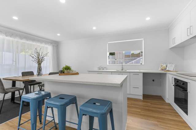 10 Waterloo Place Westown_4