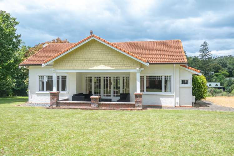 31 Island Road Whataupoko_1
