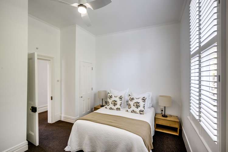 12 Hadfield Terrace Bluff Hill_11