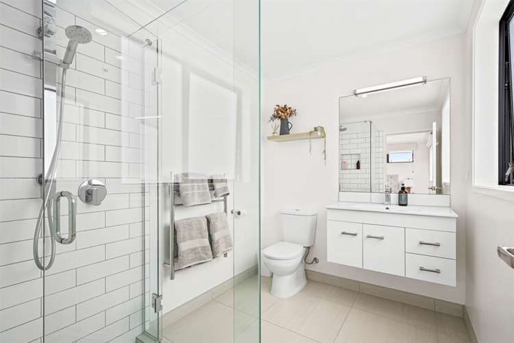 77 Pinecrest Drive Gulf Harbour_17