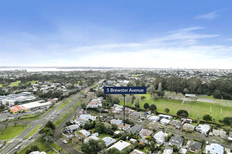 5 Brewster Avenue Morningside_14