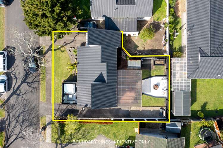 2/2 Corolu Place Conifer Grove_32