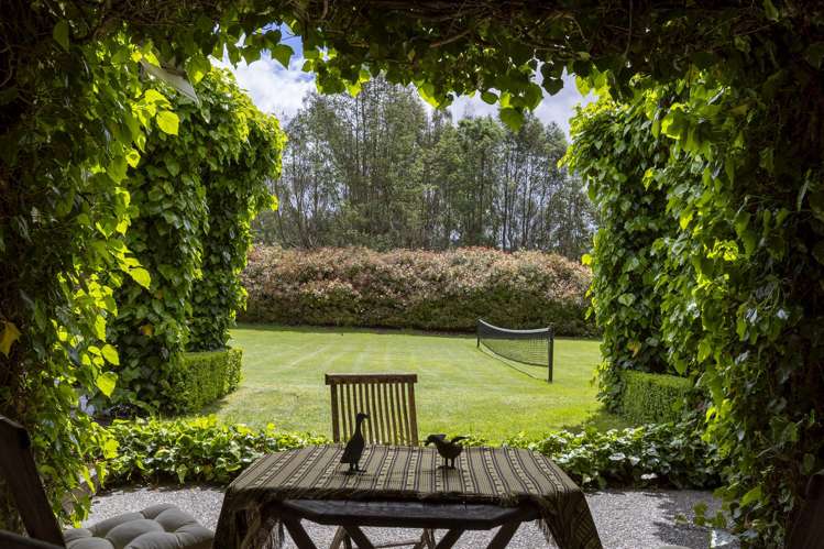 365 Whangamata Road Kinloch_29