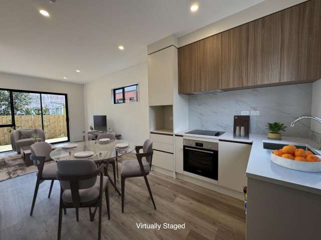 Your stylish new home awaits in Mangere Bridge