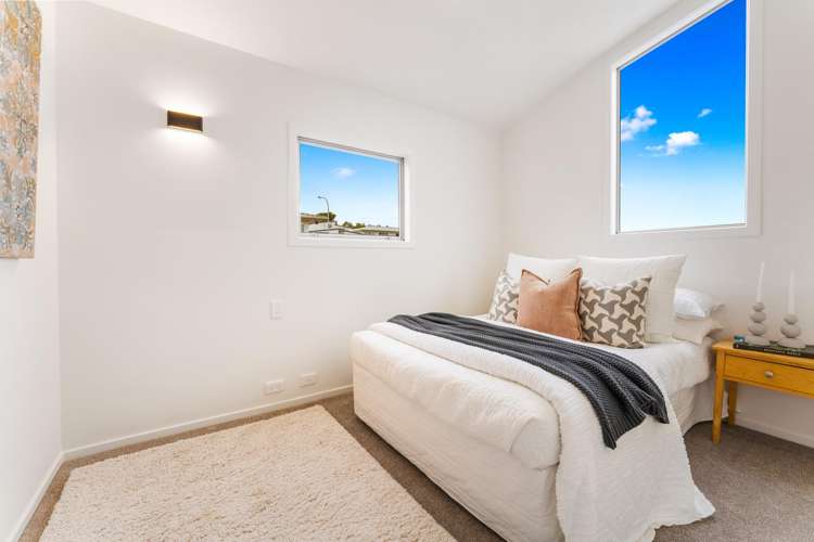 2/10 Windsor Place Windsor Park_14