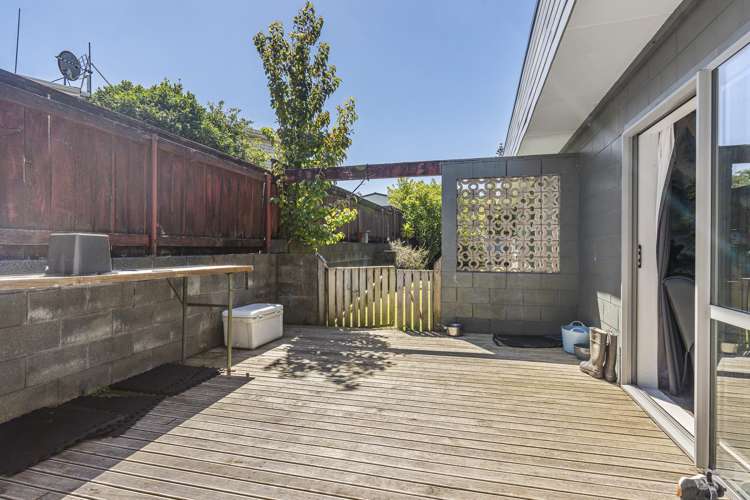 39 Trelawney Crescent Westown_10