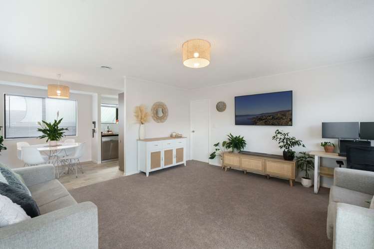 4a Redditch Place Papamoa_2