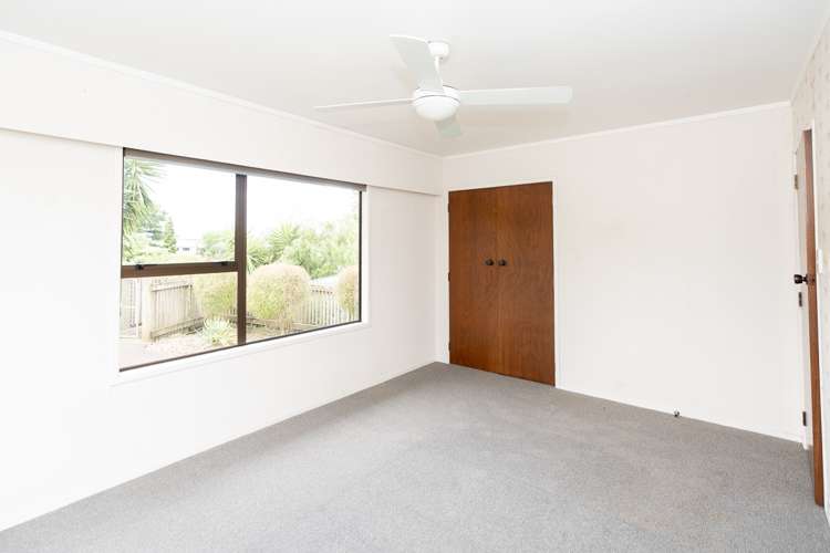 135 Tuhikaramea Road Dinsdale_24