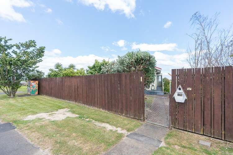 135 Tuhikaramea Road Dinsdale_31