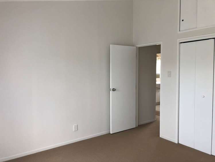 1/8 Wattle Street New Lynn_5