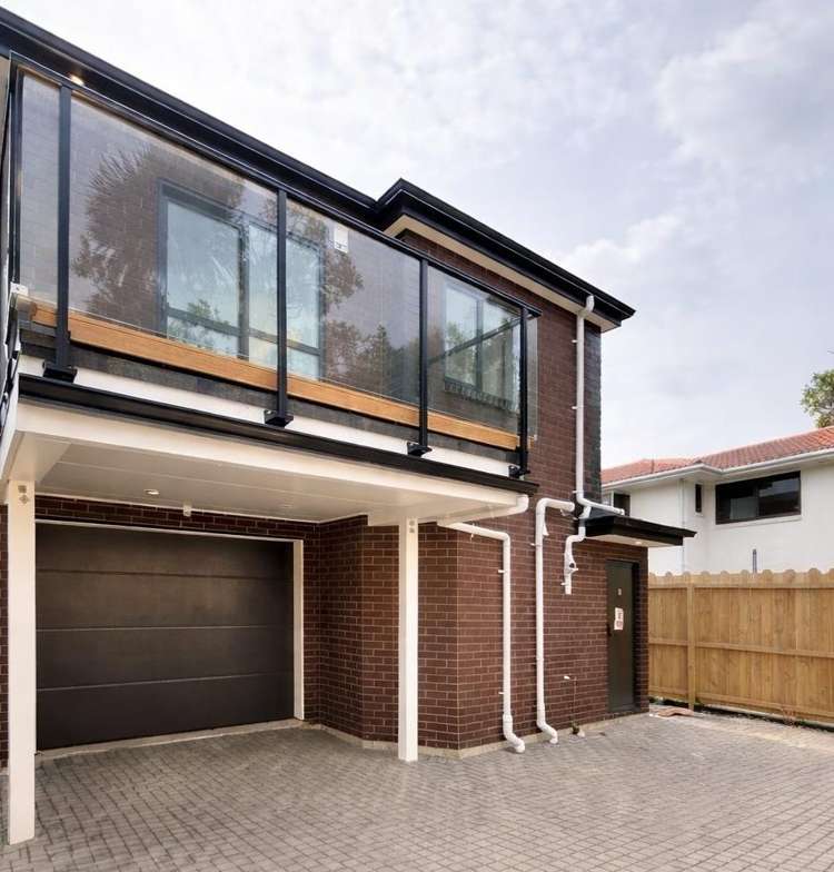 4253 Great North Road_1