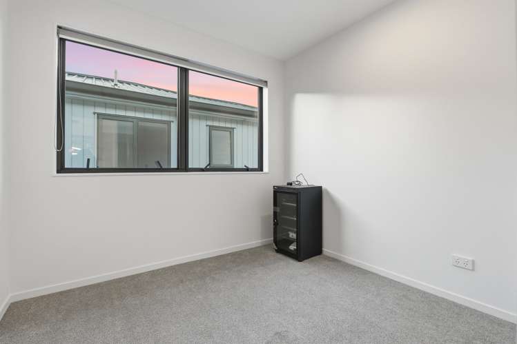 9A Penguin Drive Murrays Bay_15