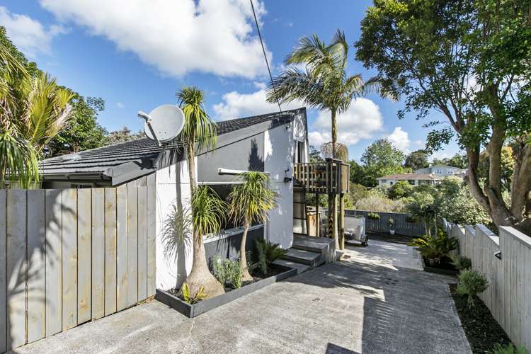 35 Fordham Street Beach Haven_16