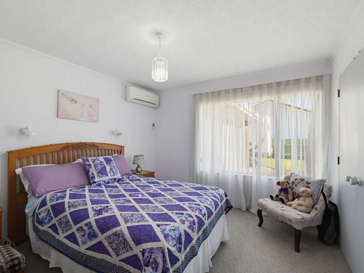 10 Fern Grove Taradale_8