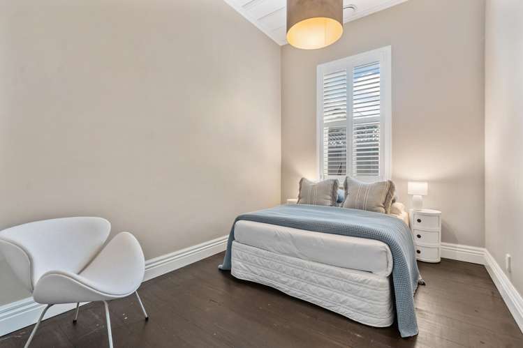 1/2 Calliope Road Devonport_21