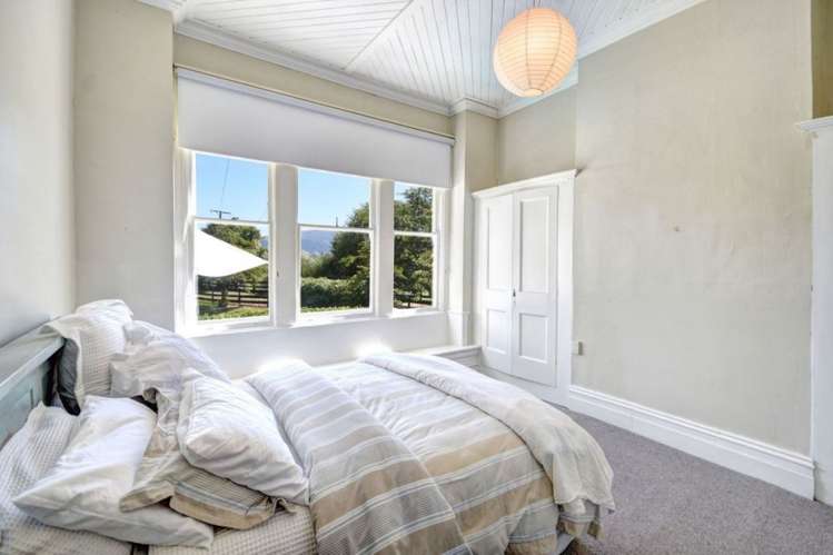 1215 Centre Road Henley_11